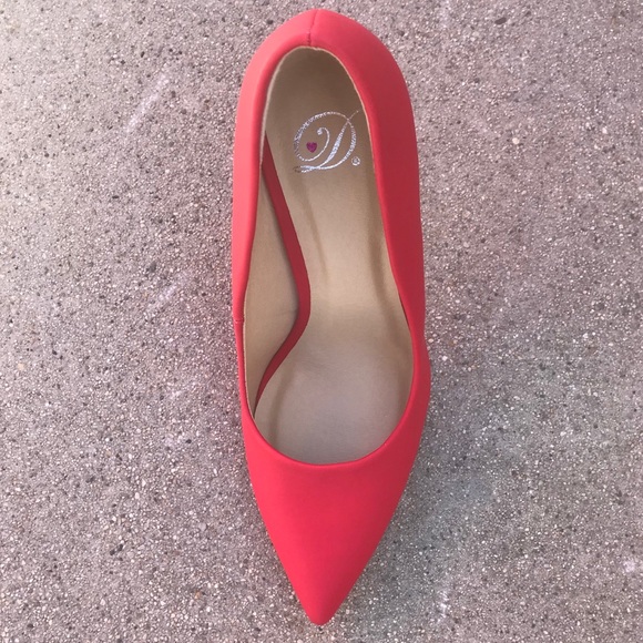 👠 Last 1!, Yes! I do have the perfect red PUMP - Picture 5 of 5